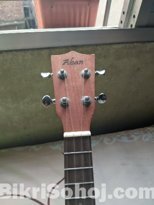 Ukulele arban model AB